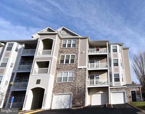 unit-204-512 Sunset View Ter Se, LEESBURG, VA, 20175-6180 | Card Image
