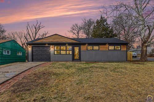 524 Se 33rd Ter, Topeka, KS, 66605-2834 | Card Image