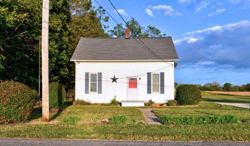 6990 Bader Rd Nw, Baltimore, OH, 43105-9611 | Card Image