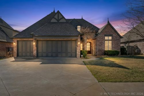 664 W 78th St, Tulsa, OK, 74132-2620 | Card Image