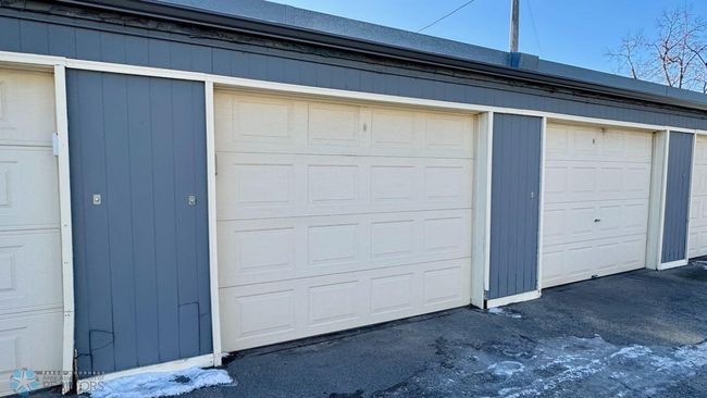 (31) One Stall Garage.jpeg | Image 31