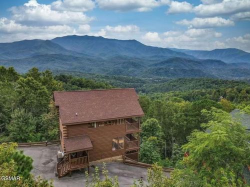 1154 Villa Overlook Way, Gatlinburg, TN, 37738 | Card Image