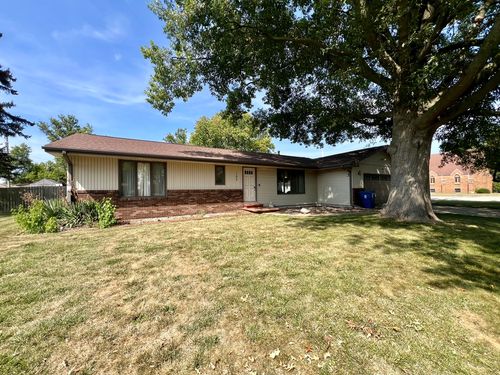 103 N Lincoln St, Thomasboro, IL, 61878-9682 | Card Image