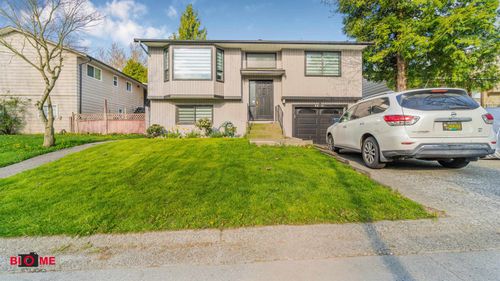 6661 141 St, Surrey, BC, V3W6X1 | Card Image