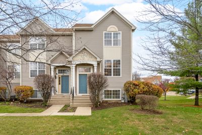 1547 Sapphire Court, Townhouse with 3 bedrooms, 2 bathrooms and 2 parking in Gurnee IL | Image 1