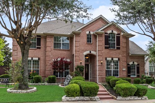 1501 Weathered Wood Ln, Garland, TX, 75040-8924 | Card Image