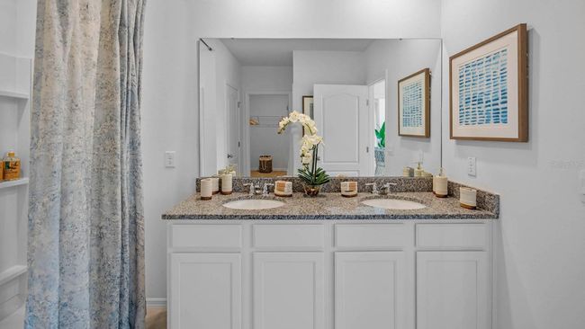 5198 Orchard Oriole Loop, House other with 4 bedrooms, 2 bathrooms and null parking in BARTOW FL | Image 4
