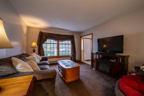 450 Upper Birch Drive, Bristol, NH, 03222-6558 | Card Image