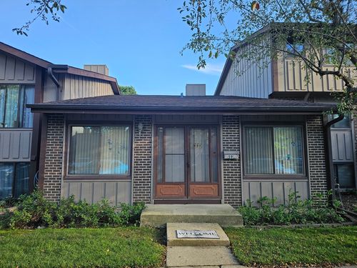 127-591 Forum Drive, Roselle, IL, 60172 | Card Image
