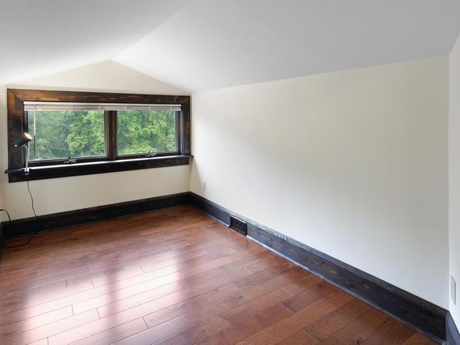 View of nook area upstairs | Image 46