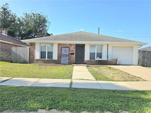 61 Emile Ave, Kenner, LA, 70065-3769 | Card Image