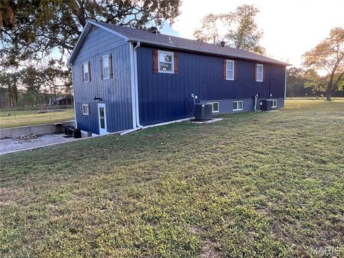 10068 County Road 8490, West Plains, MO, 65775-6706 | Card Image