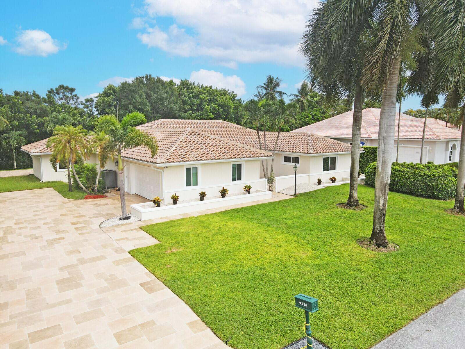 Gleneagles Dr, Boynton Beach, FL 33436