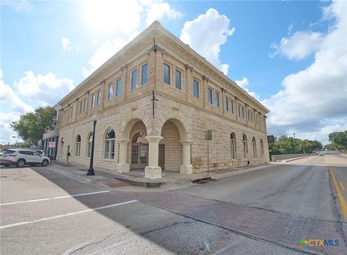 202 S Main St, Belton, TX, 76513 | Card Image