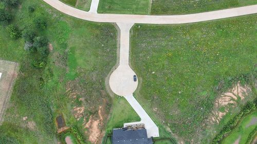 4621 Vista Reach Cir, Edmond, OK, 73025-1352 | Card Image