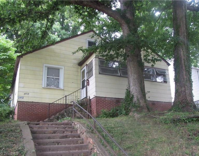 Ivy Ave, Winston Salem, NC 27105