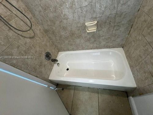 apt-183-5628 Rock Island Rd, Tamarac, FL, 33319-2860 | Card Image
