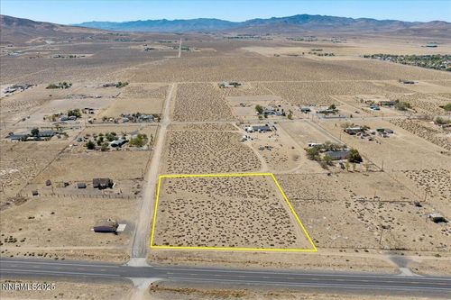 354-4485 United Stts Hghwy 95 Altrnt Rte N, Silver Springs, NV, 89429 | Card Image