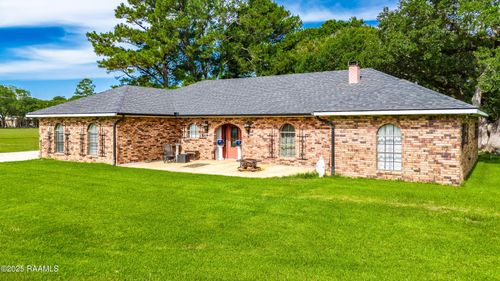 267 Olive St, Arnaudville, LA, 70512-6152 | Card Image