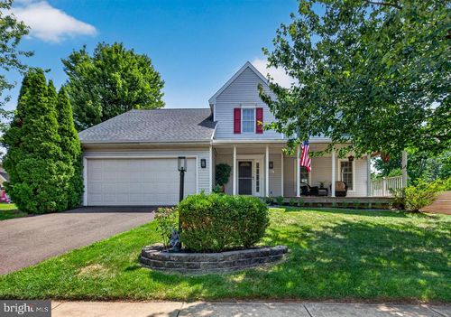302 Mulberry Dr, ROYERSFORD, PA, 19468-1271 | Card Image
