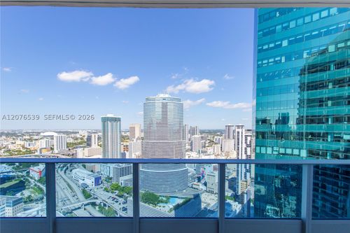 4512-200 Biscayne Boulevard Way, Miami, FL, 33131-2165 | Card Image
