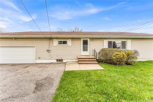 25121 Price Rd, Bedford Heights, OH, 44146-1984 | Card Image