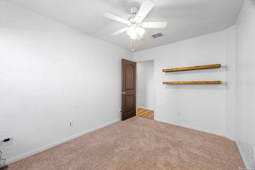 7319 Turnbow, San Antonio, TX, 78252-4432 | Card Image