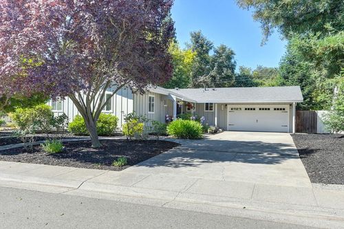 5445 Bartig Way, Citrus Heights, CA, 95621-7301 | Card Image