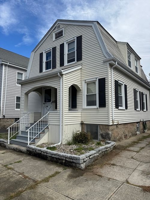 278 Palmer St, New Bedford, MA, 02740-2559 | Card Image