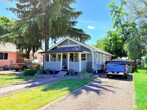 2712 N Ash St, La Grande, OR, 97850-2733 | Card Image