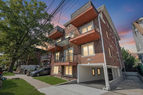 apt-1a-40-38 194th St, Flushing, NY, 11358-3007 | Card Image