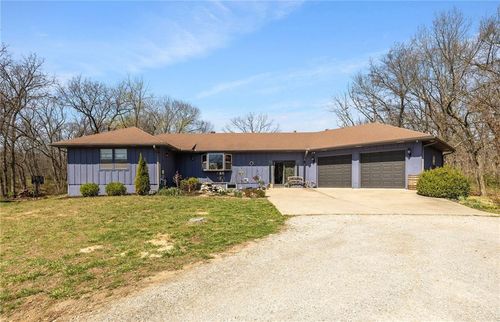 844 State Route 13, Warrensburg, MO, 64093-7459 | Card Image