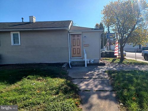 43 Durham Rd, PENNDEL, PA, 19047-4002 | Card Image