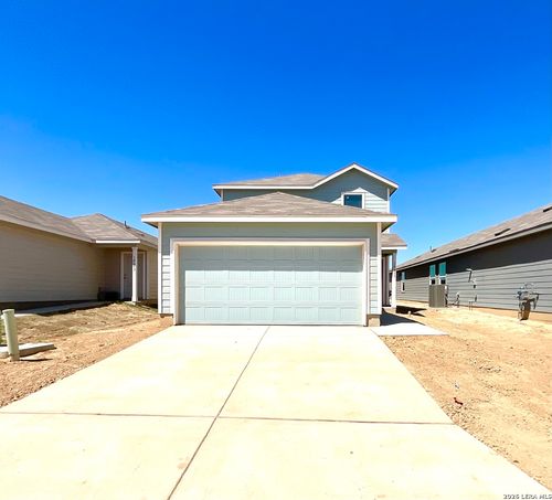 14613 Mudstone Pl, Elmendorf, TX, 78112-4438 | Card Image