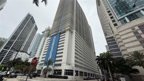 apt-2216-1200 Brickell Bay Dr, Miami, FL, 33131-3263 | Card Image