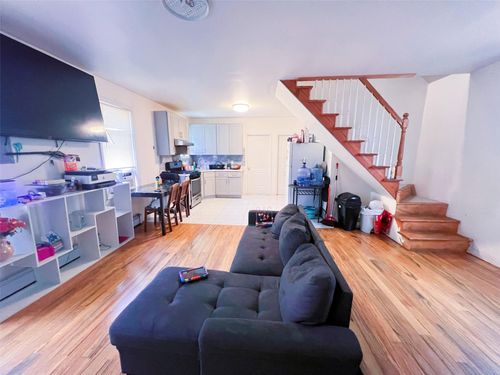 86 98th St, Woodhaven, NY, 11421-1732 | Card Image