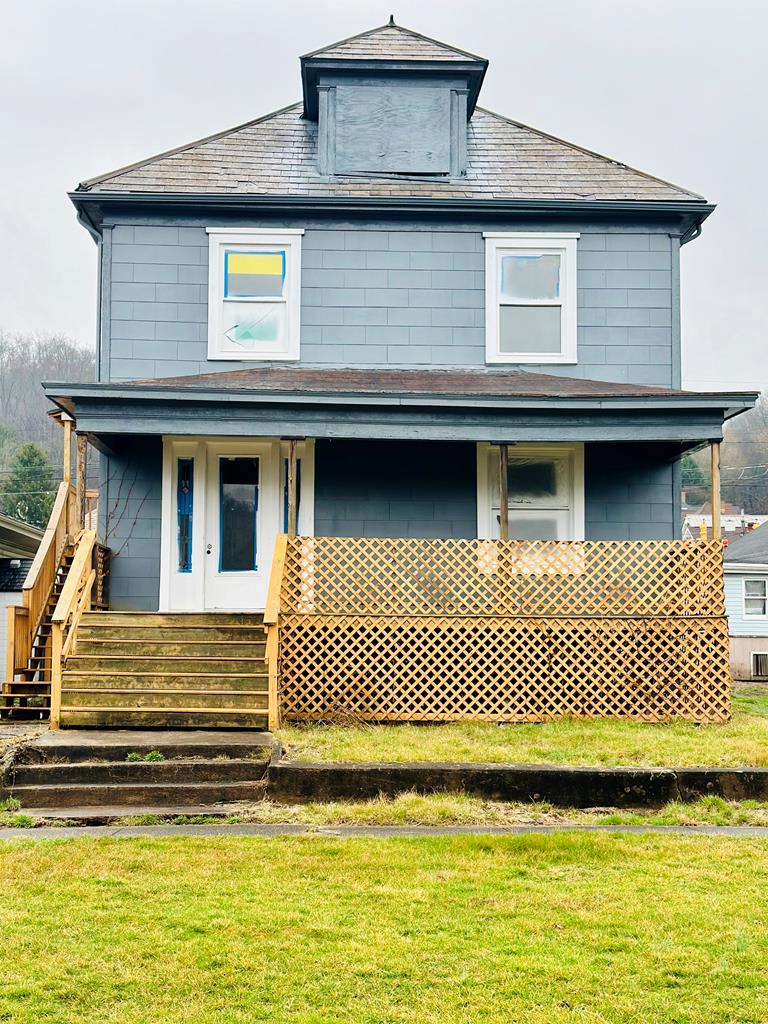 Yankee St, Wellsburg, WV 26070