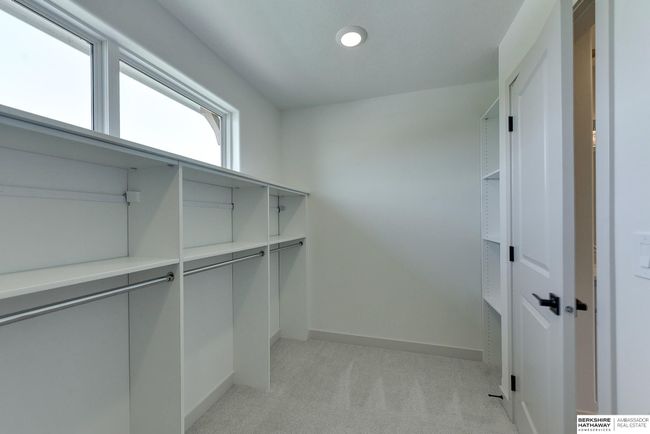 5513 N 191 St St, House other with 4 bedrooms, 3 bathrooms and 3 parking in Elkhorn NE | Image 48