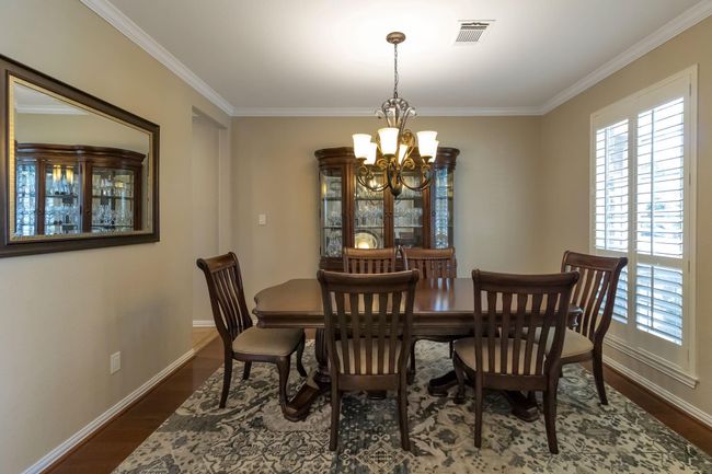 Formal Dining | Image 6