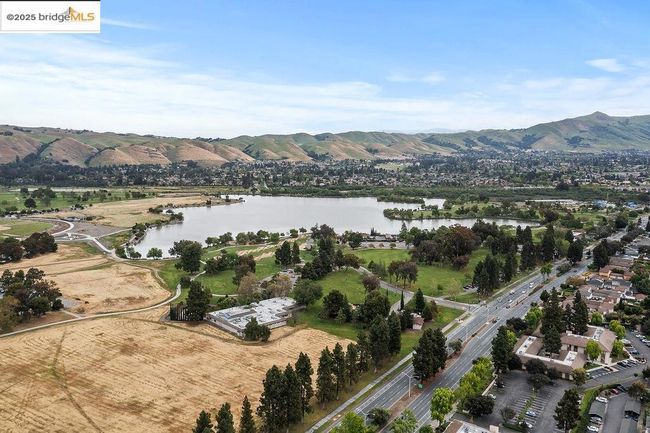 3413 Foxtail Ter, Condo with 2 bedrooms, 2 bathrooms and 1 parking in Fremont CA | Image 32