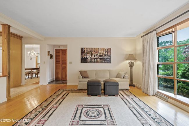 19 Tamarack Ln, House other with 4 bedrooms, 3 bathrooms and 6 parking in Schenectady NY | Image 6