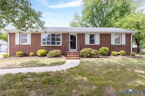 7327 Hunterbrook Dr, Mechanicsville, VA, 23111-3549 | Card Image