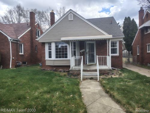 18330 Warwick Street, Detroit, MI, 48219 | Card Image
