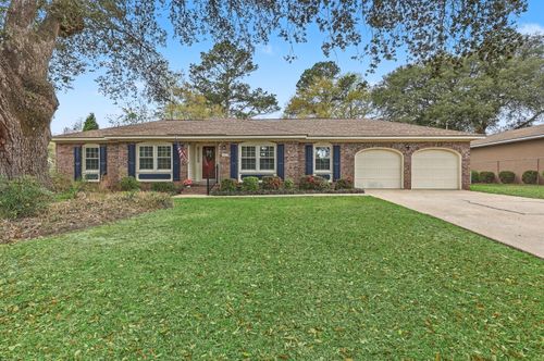 8465 Yorkshire Ln, North Charleston, SC, 29406-9758 | Card Image