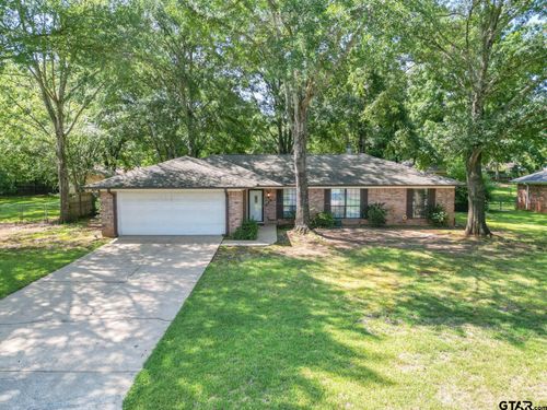 203 Robinwood Dr, Whitehouse, TX, 75791-3009 | Card Image