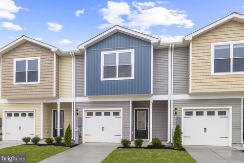 8126 Bartholomew Ct, BALTIMORE, MD, 21206 | Card Image