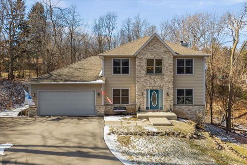 585 Colgate Road, Richfield, WI, 53017 | Card Image