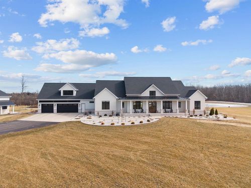 W5896 Autumn Hills Parkway, CENTER, WI, 54913 | Card Image
