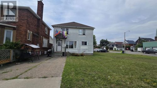 169 Huron St, Sault Ste. Marie, ON, P6A1R2 | Card Image