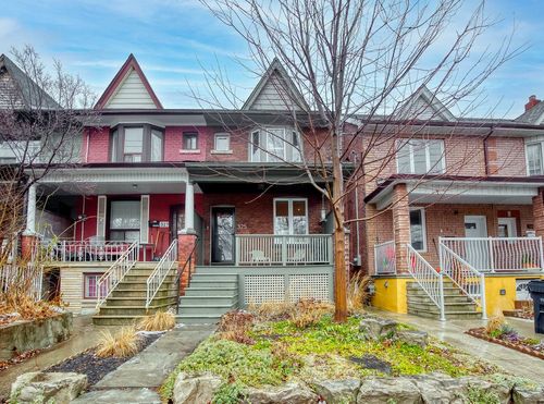 lower-325 Perth Ave, Toronto, ON, M6P3X9 | Card Image